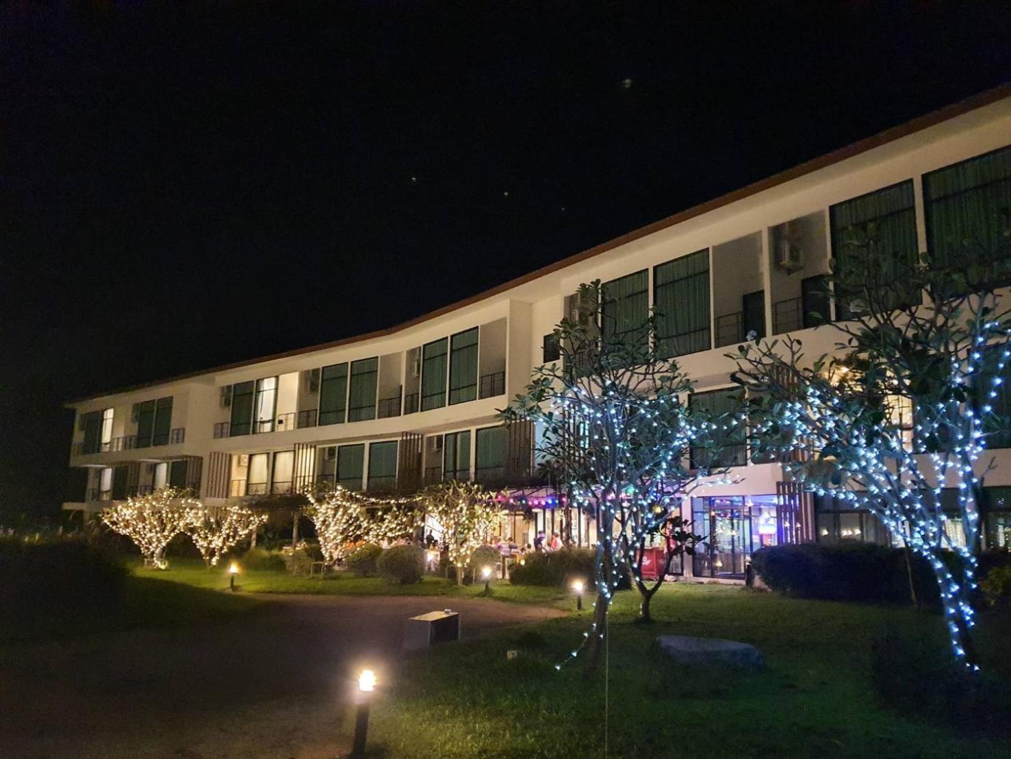 The Beach Resort & Residence - Sha Plus Pathiu Екстериор снимка