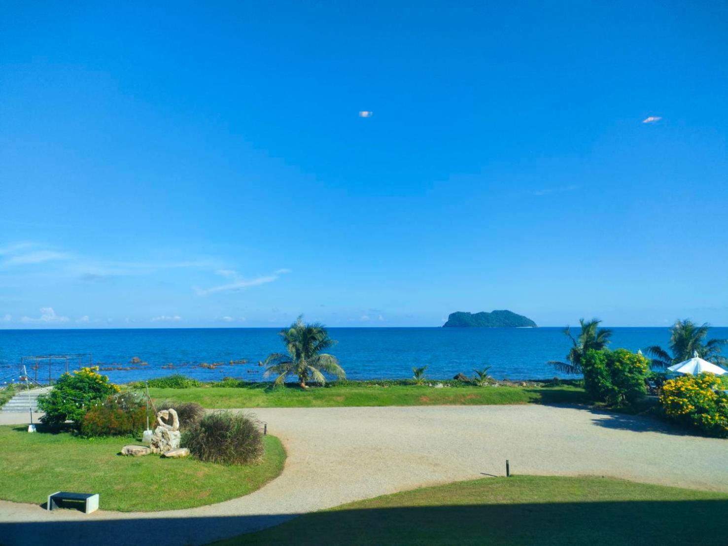 The Beach Resort & Residence - Sha Plus Pathiu Екстериор снимка